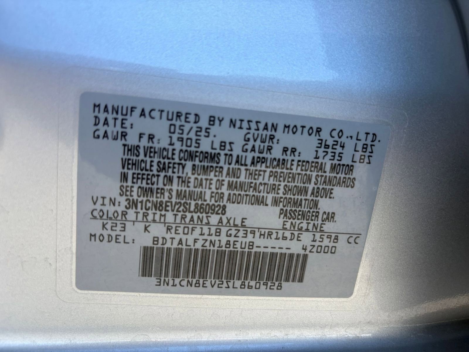 Used 2025 Nissan Versa SV image 27