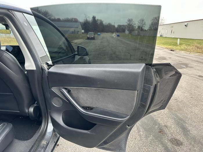 Used 2020 Tesla Model Y Performance image 18