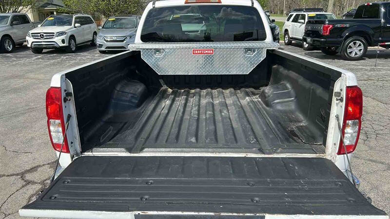 Used 2012 Nissan Frontier S w/ S Preferred Pkg RWD image 9