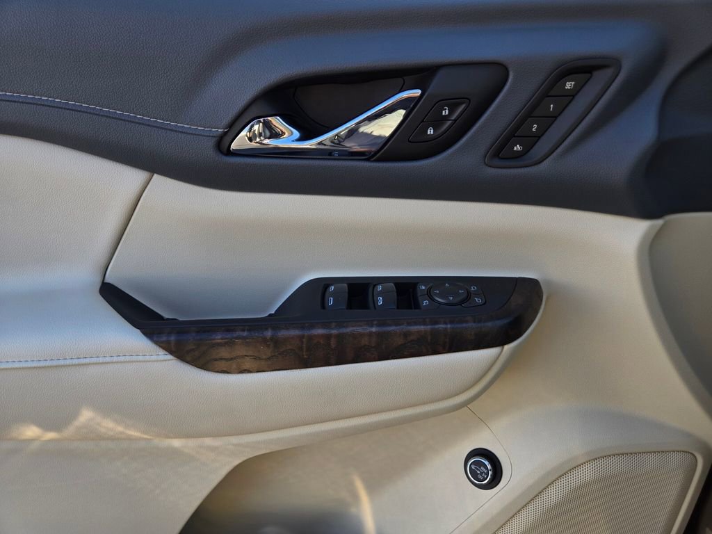 Used 2023 GMC Acadia Denali w/ LPO, Cargo Package image 19