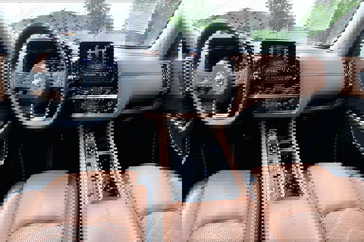 Certified 2025 Nissan Pathfinder Platinum w/ Cargo Package FWD image 16