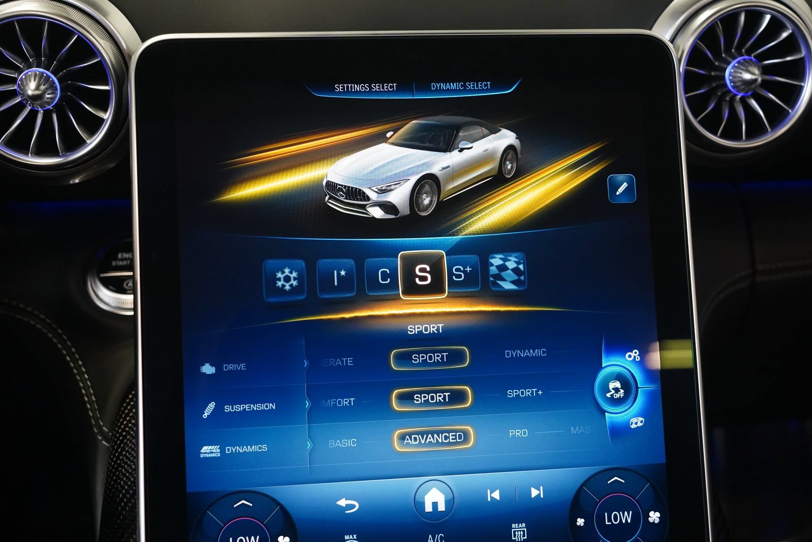 Certified 2022 Mercedes-Benz SL 63 AMG 4MATIC image 28