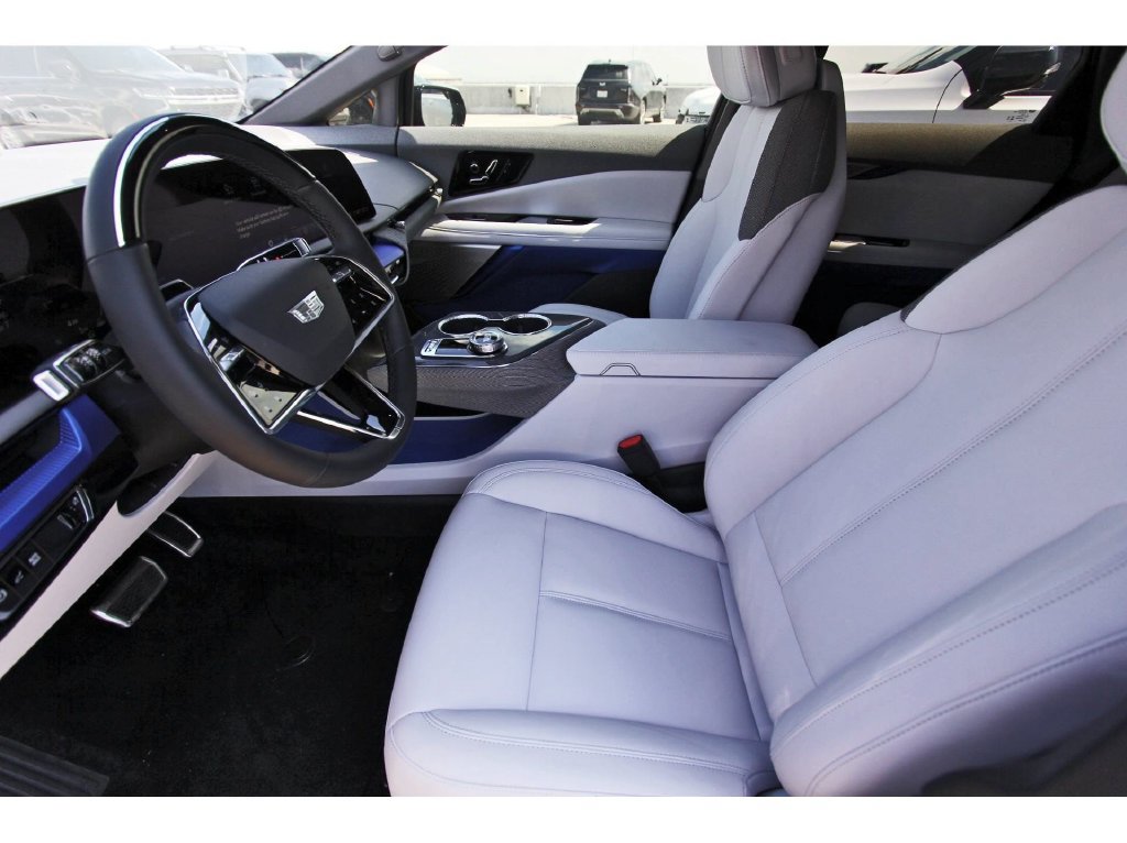 New 2027 Cadillac Optiq Luxury RWD image 6
