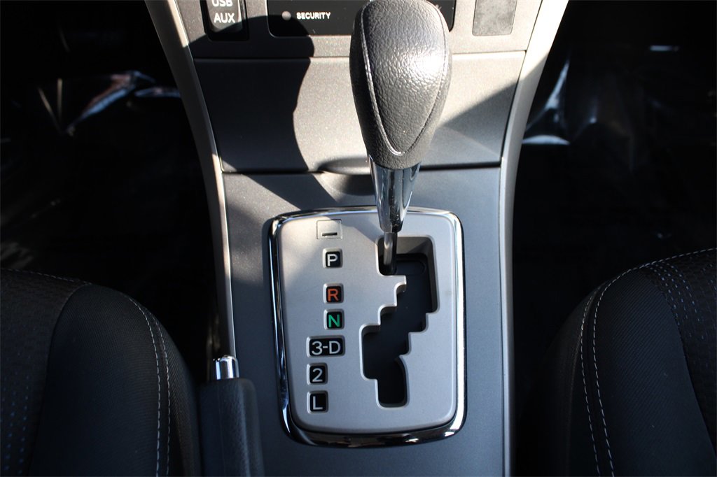 Used 2012 Toyota Corolla S image 20