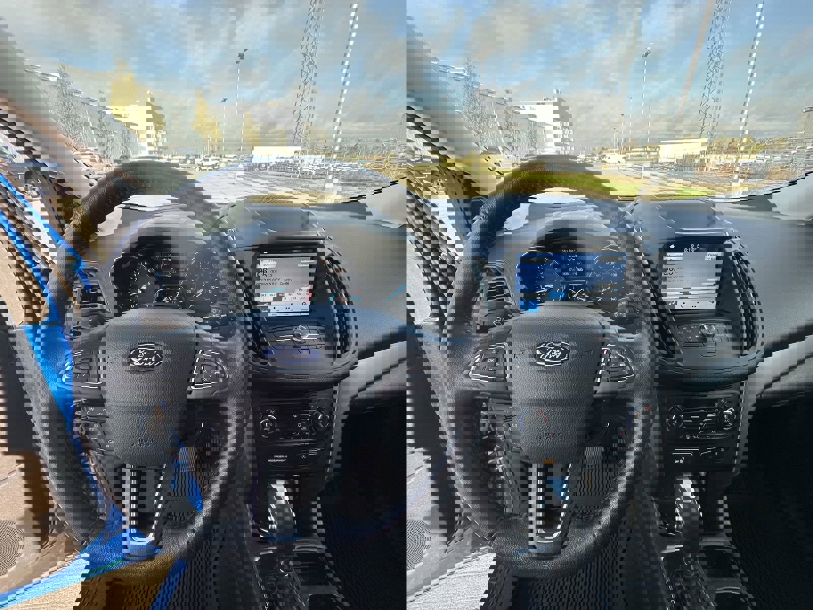 Used 2019 Ford Escape SEL AWD/4WD image 11