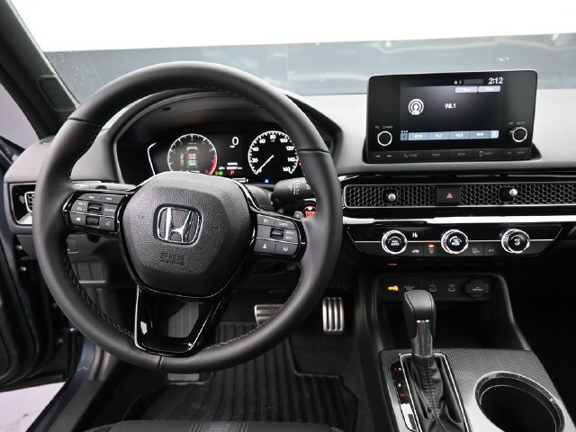 Used 2025 Honda Civic Sport image 11