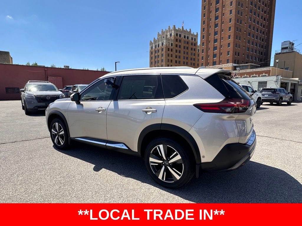 Certified 2023 Nissan Rogue SL w/ SL Premium Package FWD image 3