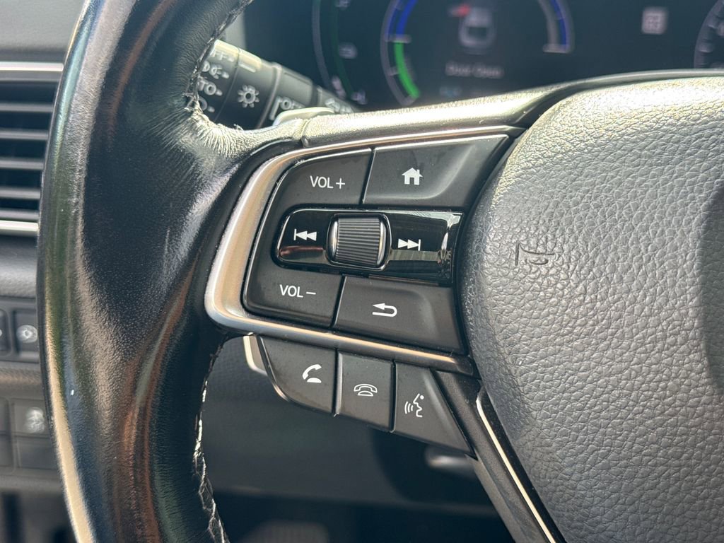 Used 2020 Honda Accord Touring image 28