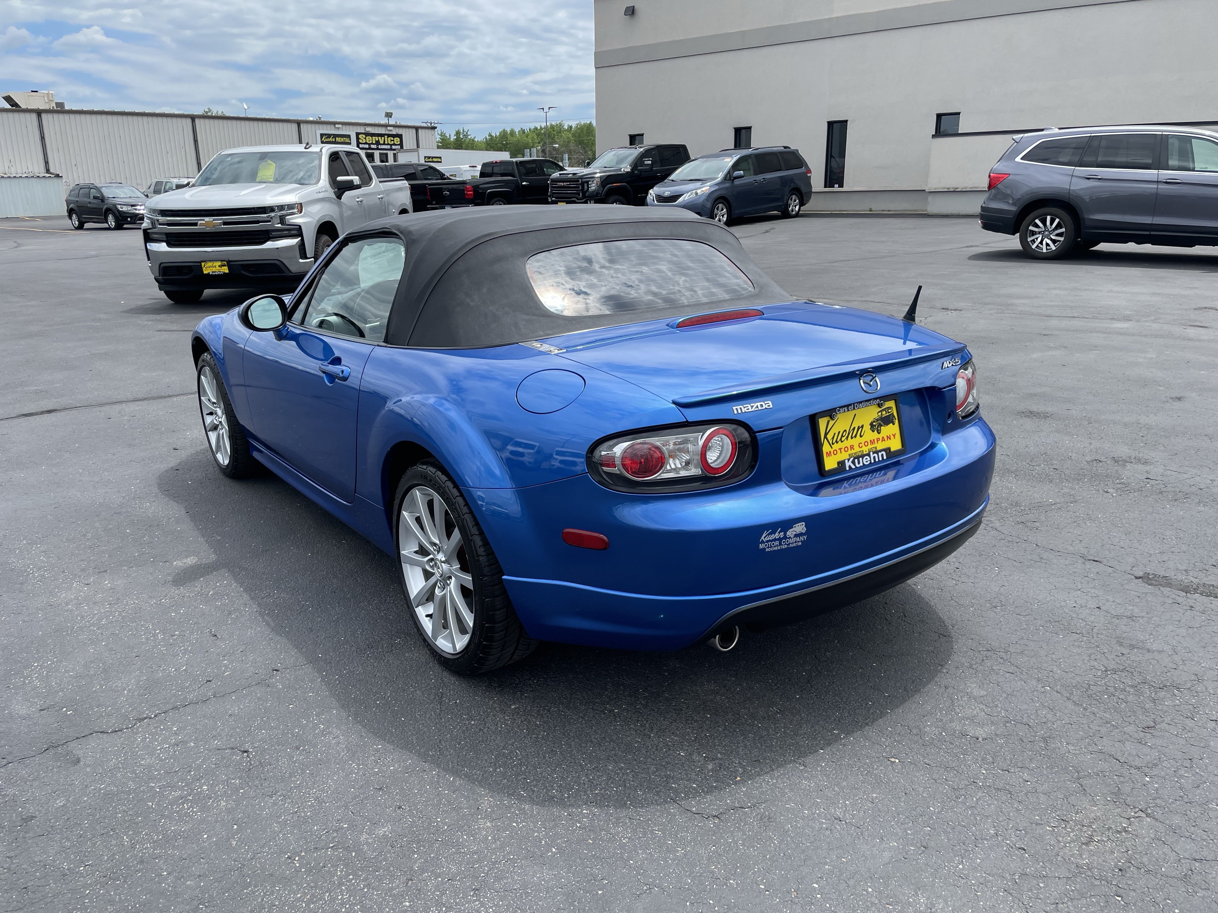 Used 2006 MAZDA MX-5 Miata Sport w/ Appearance Pkg RWD image 6