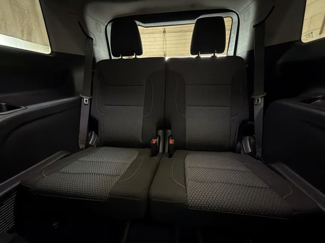 Used 2023 GMC Acadia SLE w/ Driver Convenience Package AWD/4WD image 24