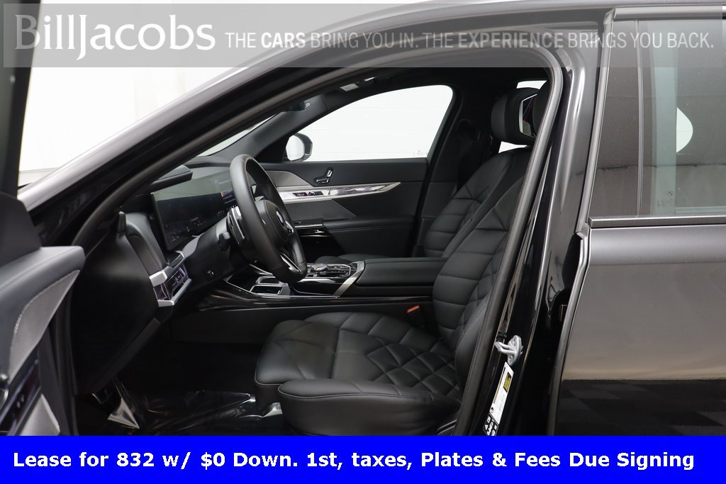 Certified 2025 BMW 740i xDrive w/ Premium Package image 5