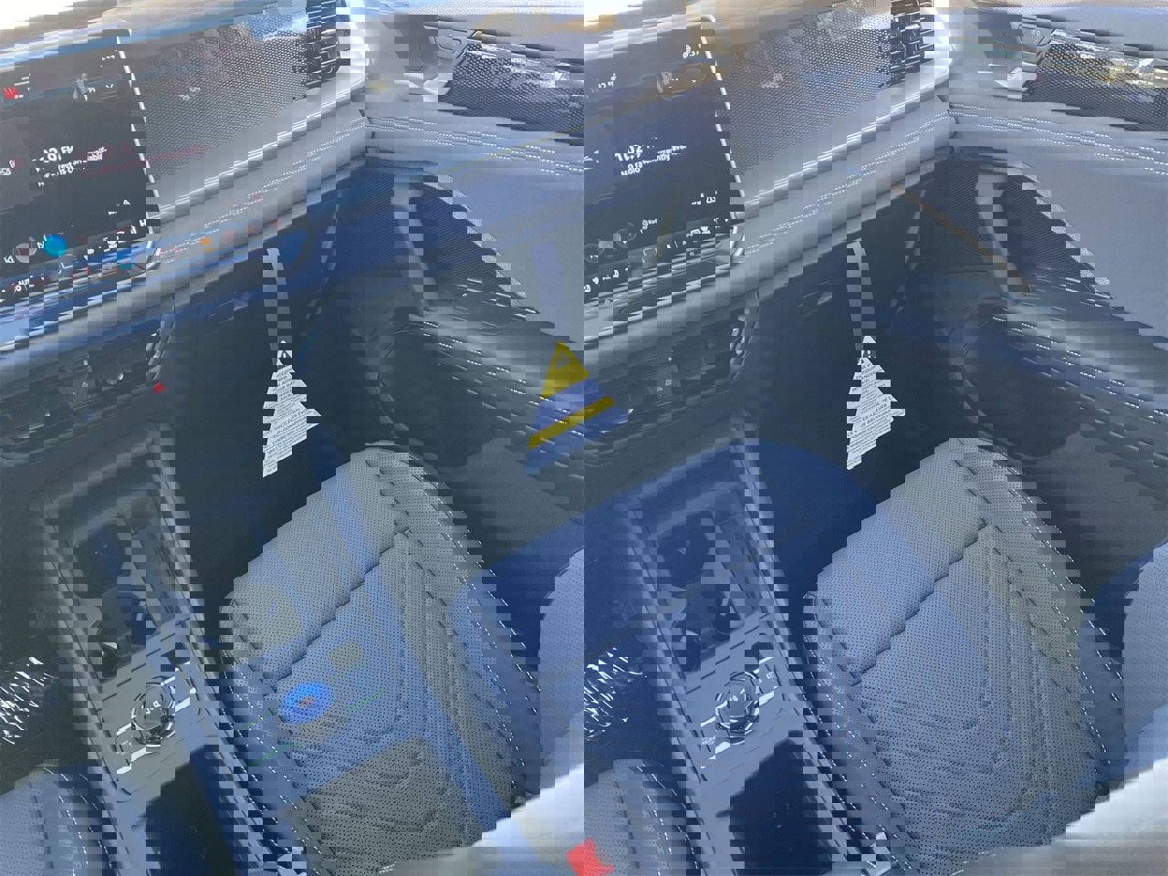 New 2026 Volkswagen Tiguan SE image 12