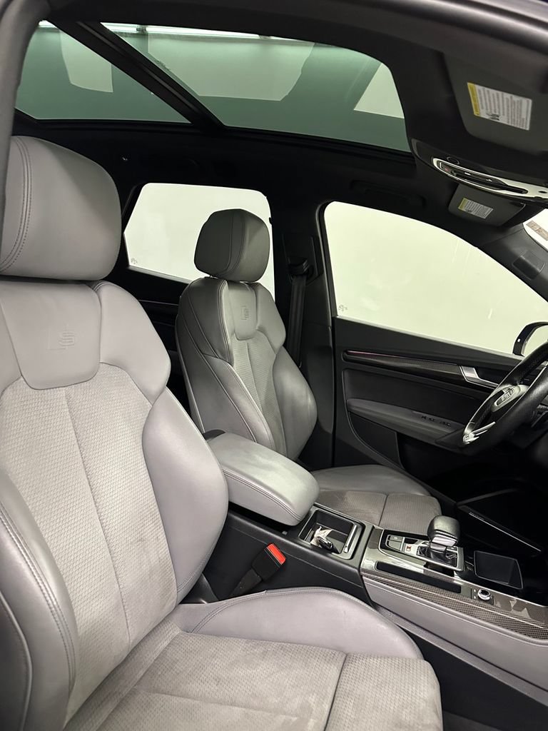 Used 2022 Audi SQ5 Prestige w/ Prestige Package AWD/4WD image 39