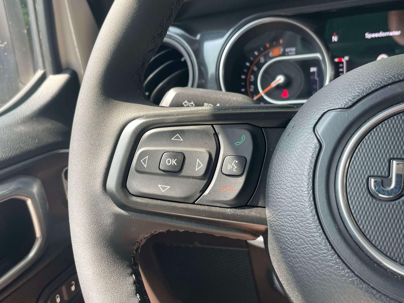Used 2023 Jeep Wrangler Unlimited Sport AWD/4WD image 19