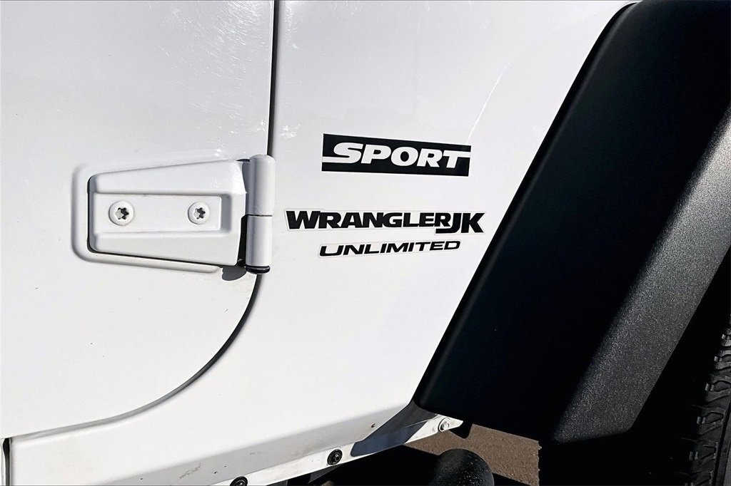 Used 2018 Jeep Wrangler Unlimited Sport S image 30