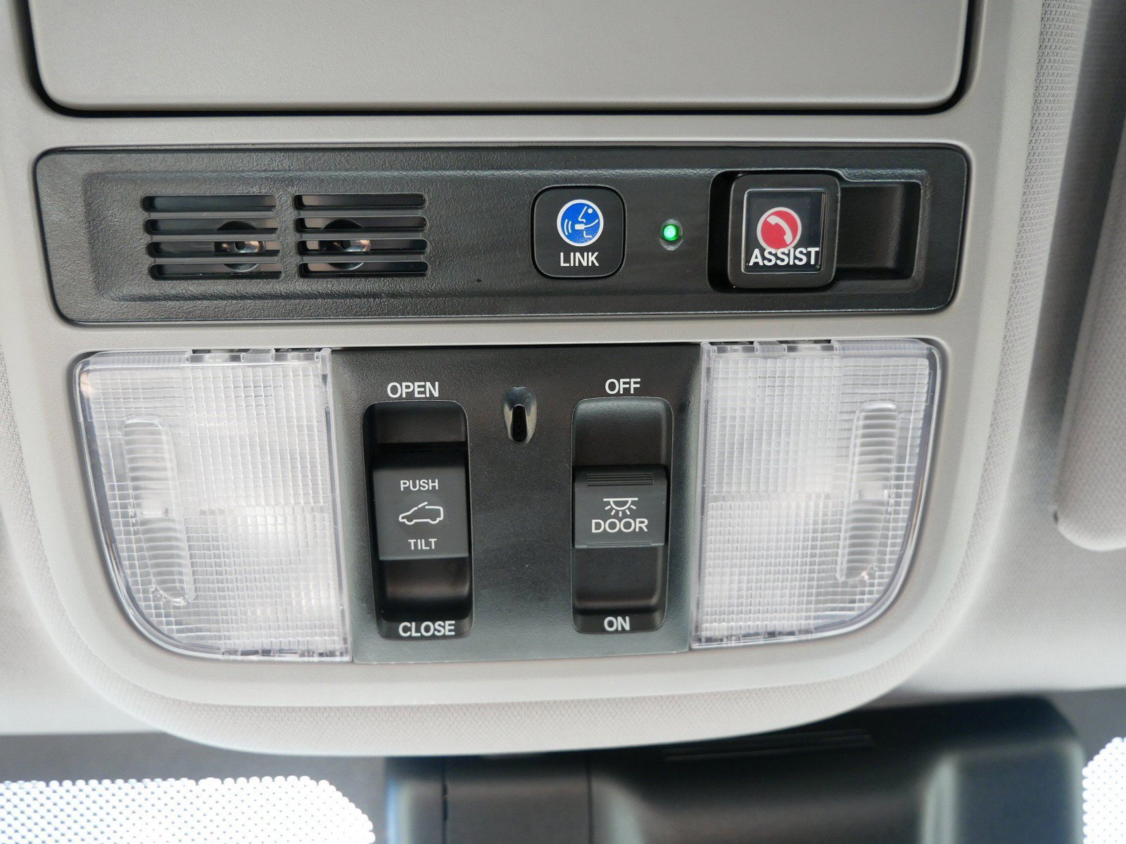 Used 2018 Honda Odyssey Touring image 25