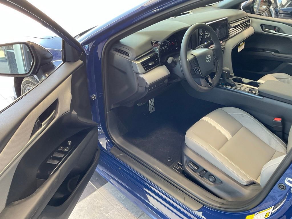 New 2026 Toyota Camry SE FWD image 8