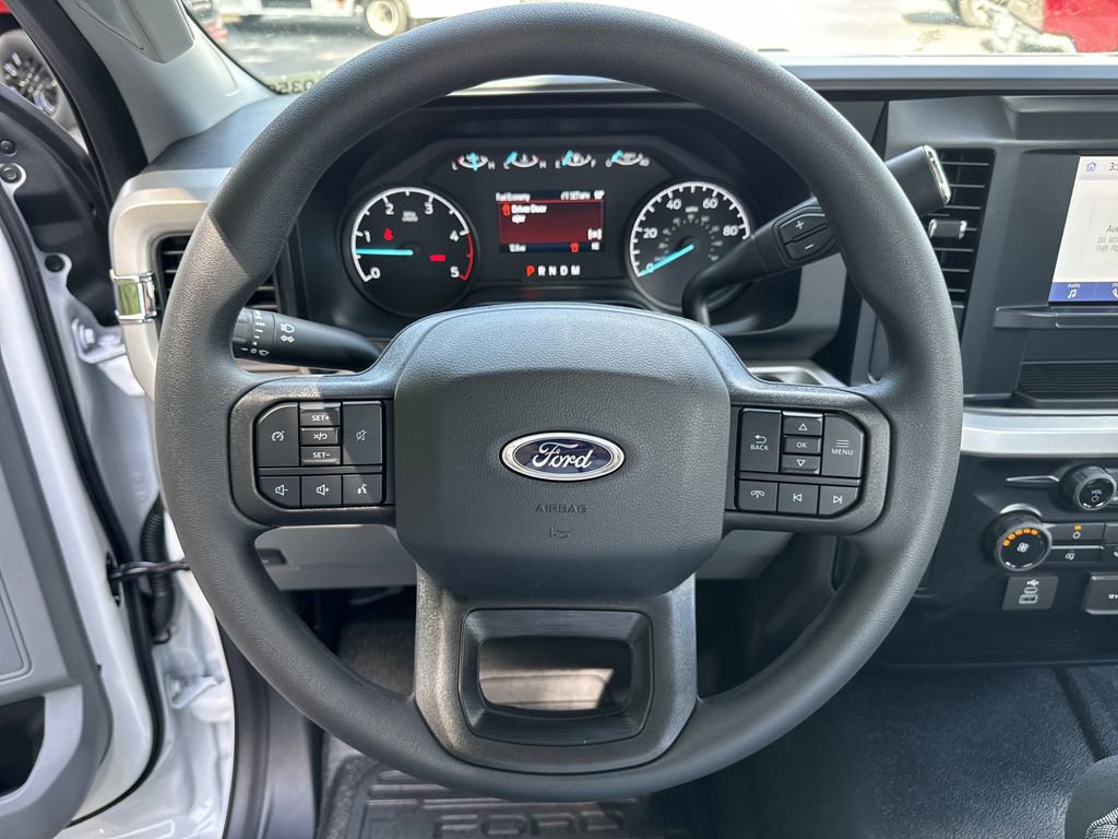 New 2025 Ford F350 XL w/ 360-Degree Camera Package RWD image 15