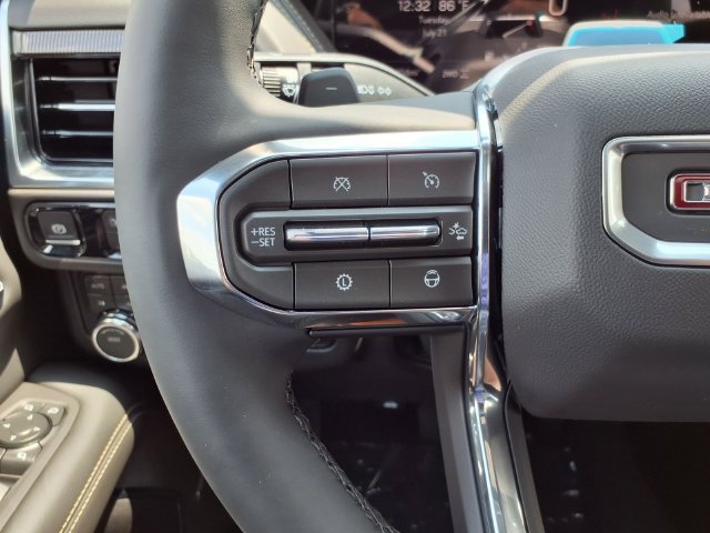 New 2026 GMC Yukon Elevation w/ Elevation Premium Package AWD/4WD image 34