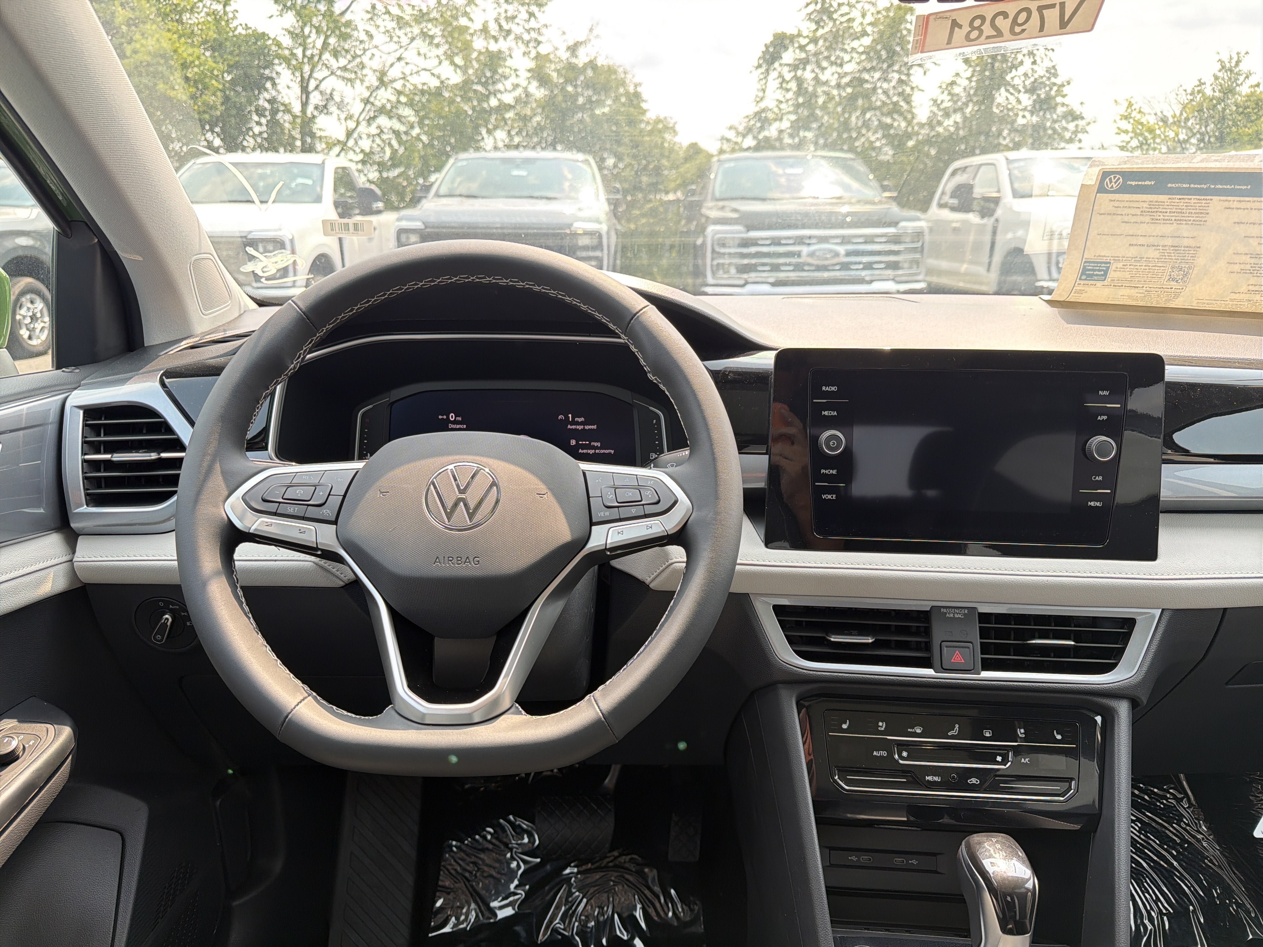 New 2026 Volkswagen Taos SEL AWD/4WD image 12