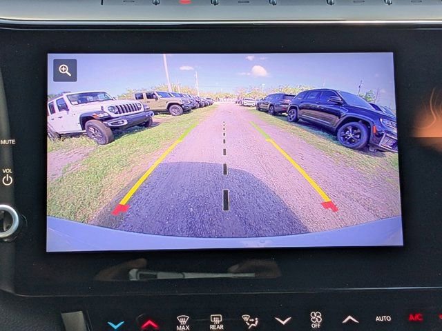 New 2026 Jeep Grand Cherokee Altitude RWD image 23
