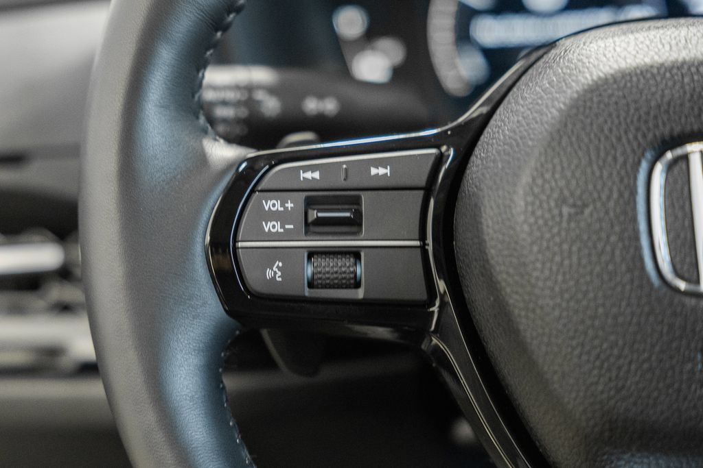 Used 2025 Honda Accord Touring image 29