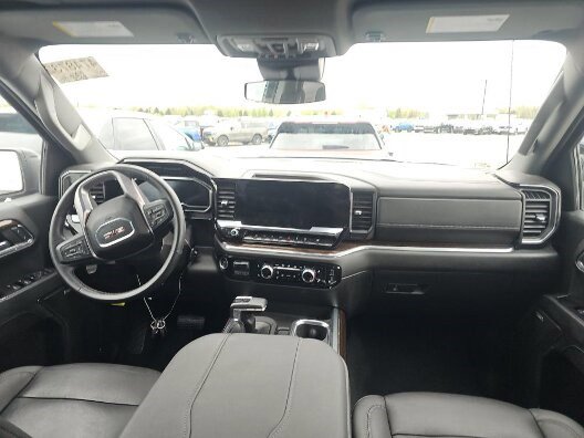 Used 2024 GMC Sierra 1500 Elevation w/ Elevation Premium Package AWD/4WD image 10