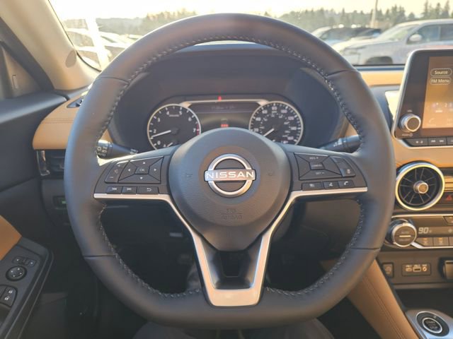 Used 2025 Nissan Sentra SV w/ SV Premium Package image 22