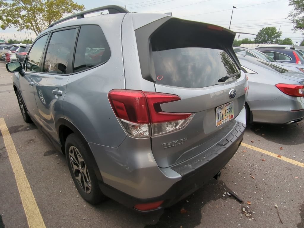 Used 2020 Subaru Forester Premium w/ Popular Package #1 AWD/4WD image 4