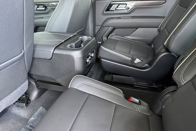 New 2026 GMC Yukon Elevation image 13