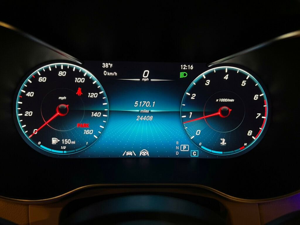 Used 2020 Mercedes-Benz GLC 300 4MATIC Coupe image 18