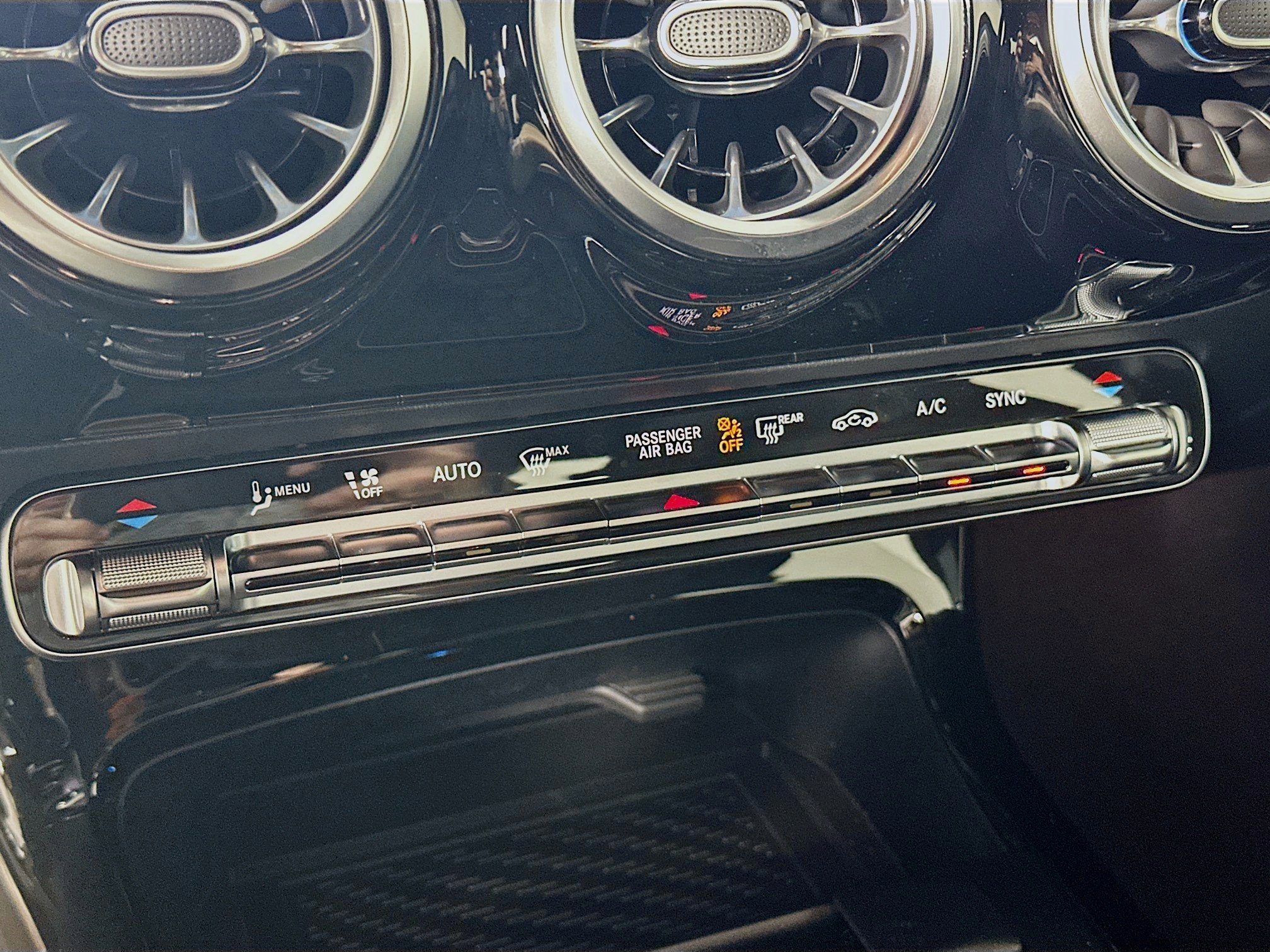 Certified 2026 Mercedes-Benz CLA 35 AMG 4MATIC image 20