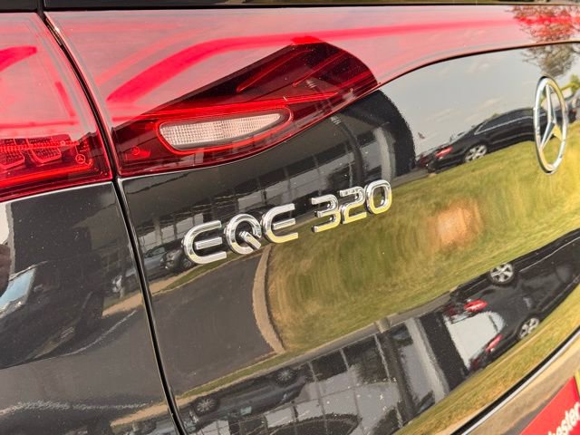 New 2026 Mercedes-Benz EQE 320 4MATIC SUV image 10