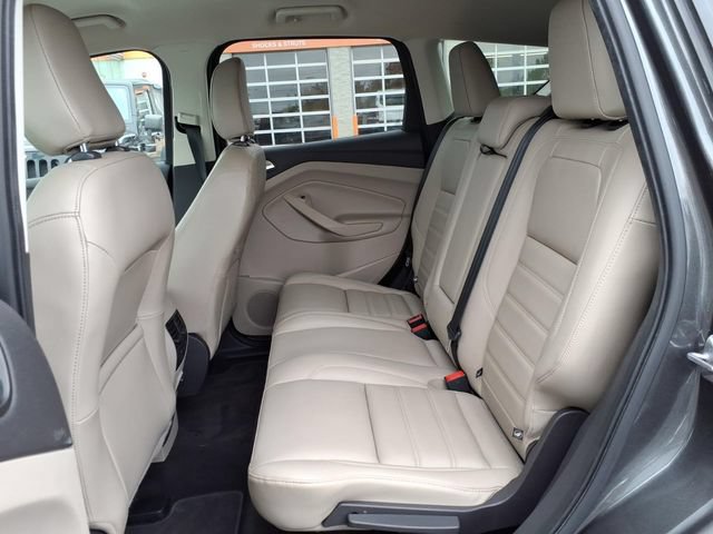 Used 2019 Ford Escape SEL AWD/4WD image 9