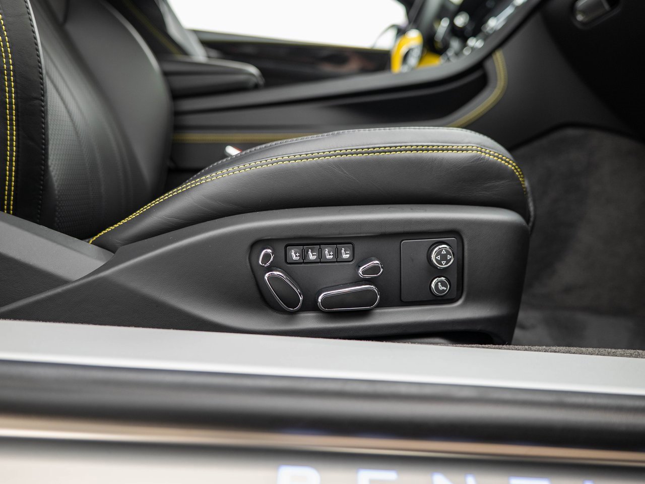 Used 2024 Bentley Continental GT image 20