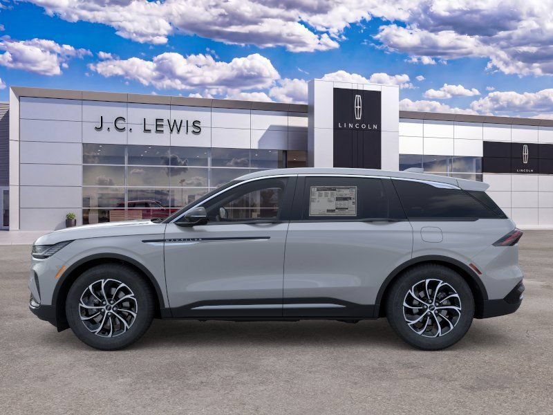 New 2026 Lincoln Nautilus Premier AWD/4WD image 4