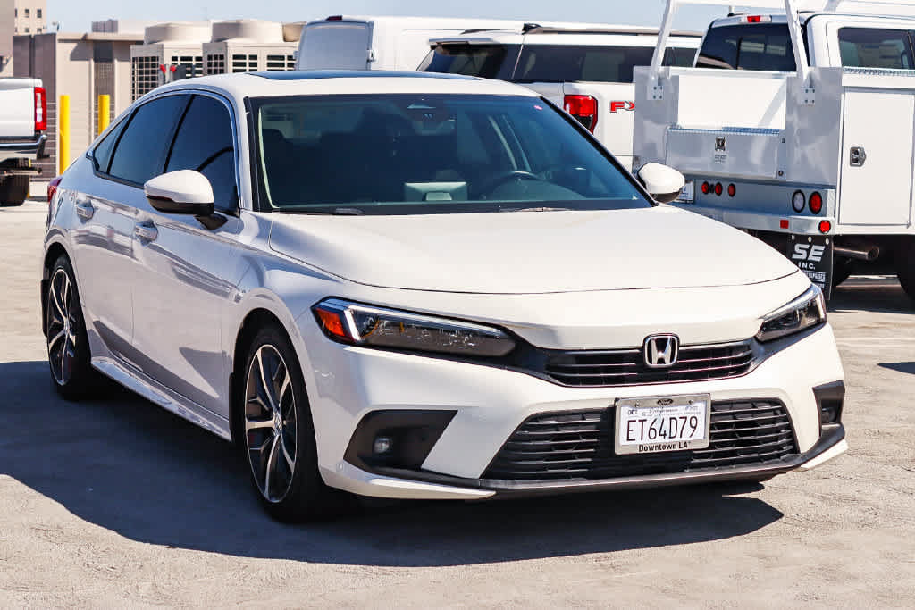 Used 2023 Honda Civic Touring image 3
