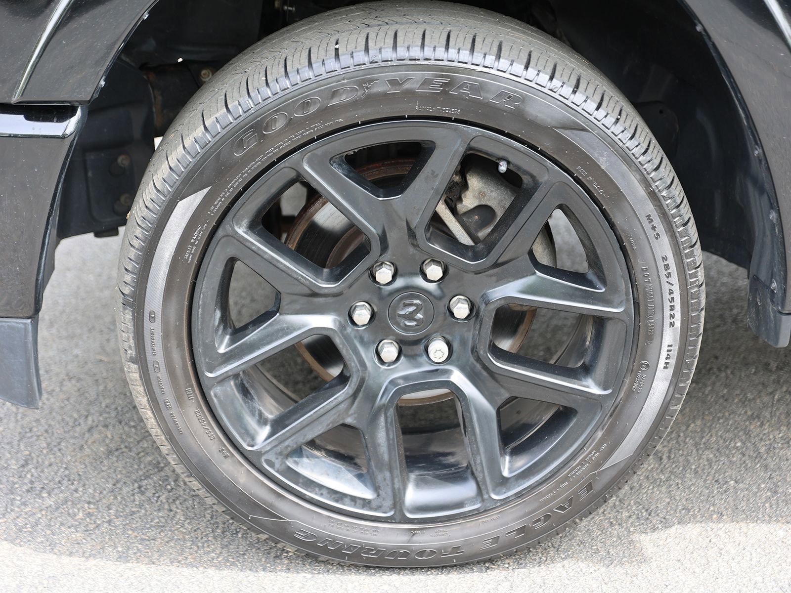 Used 2021 RAM 1500 Laramie AWD/4WD image 12