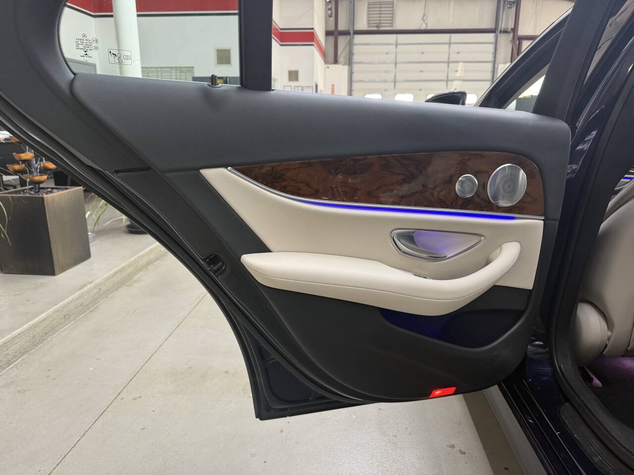 Used 2017 Mercedes-Benz E 300 4MATIC image 13