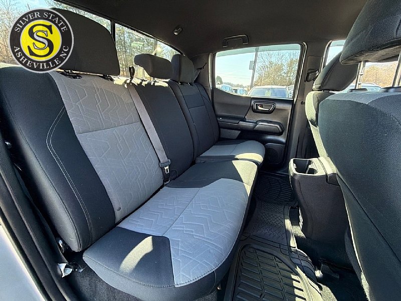 Used 2021 Toyota Tacoma TRD Off-Road image 16