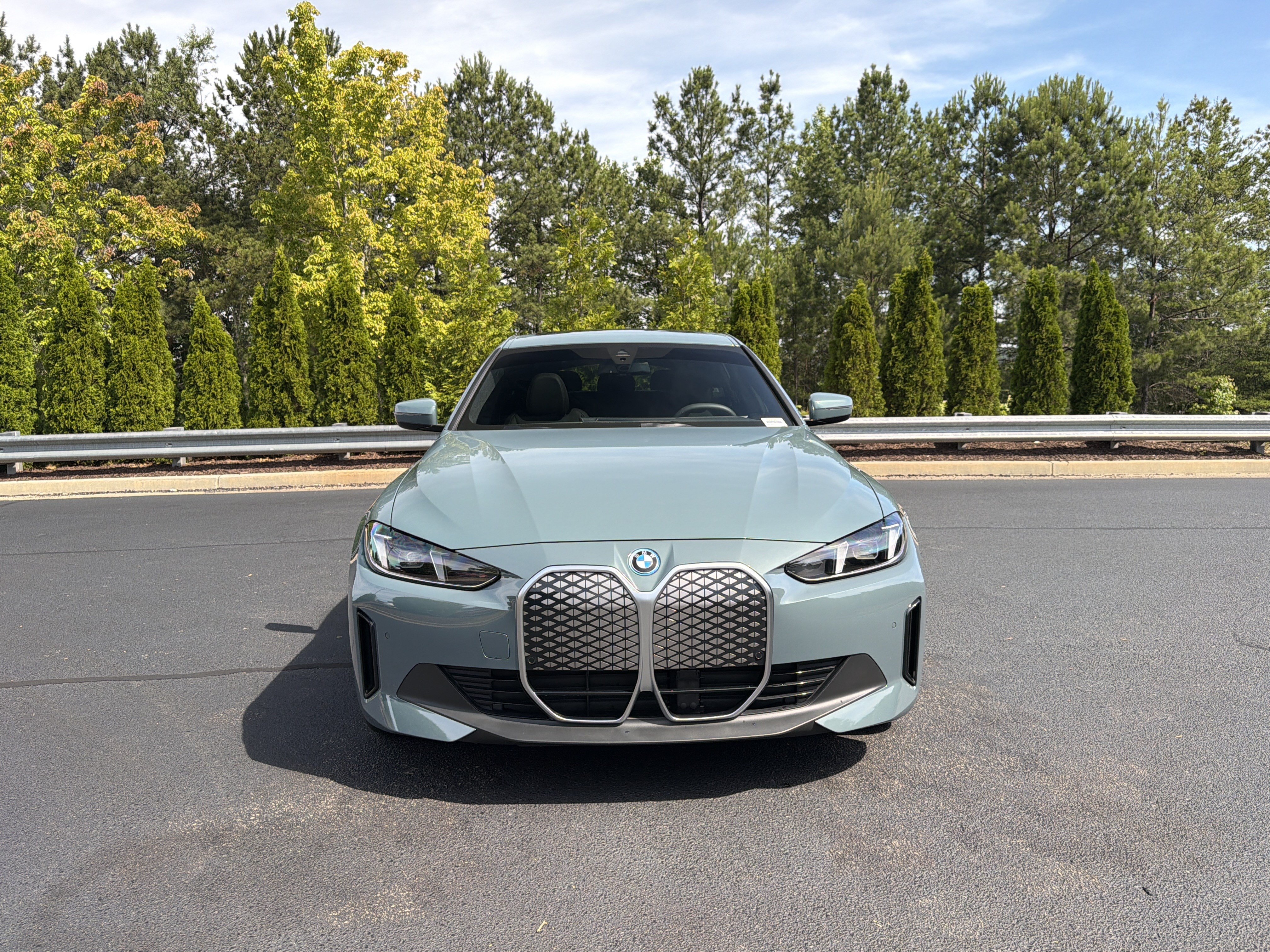 Used 2025 BMW i4 eDrive40 RWD image 12