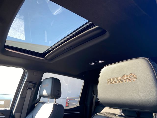 Certified 2025 Chevrolet Silverado 1500 High Country image 10