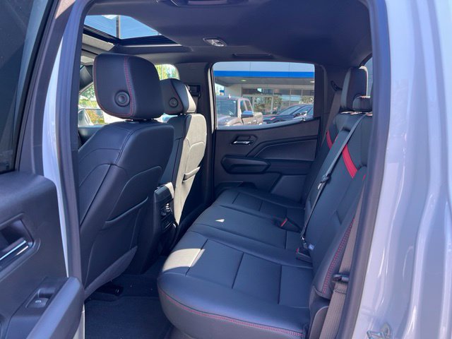 New 2026 Chevrolet Colorado Z71 w/ Technology Package AWD/4WD image 12