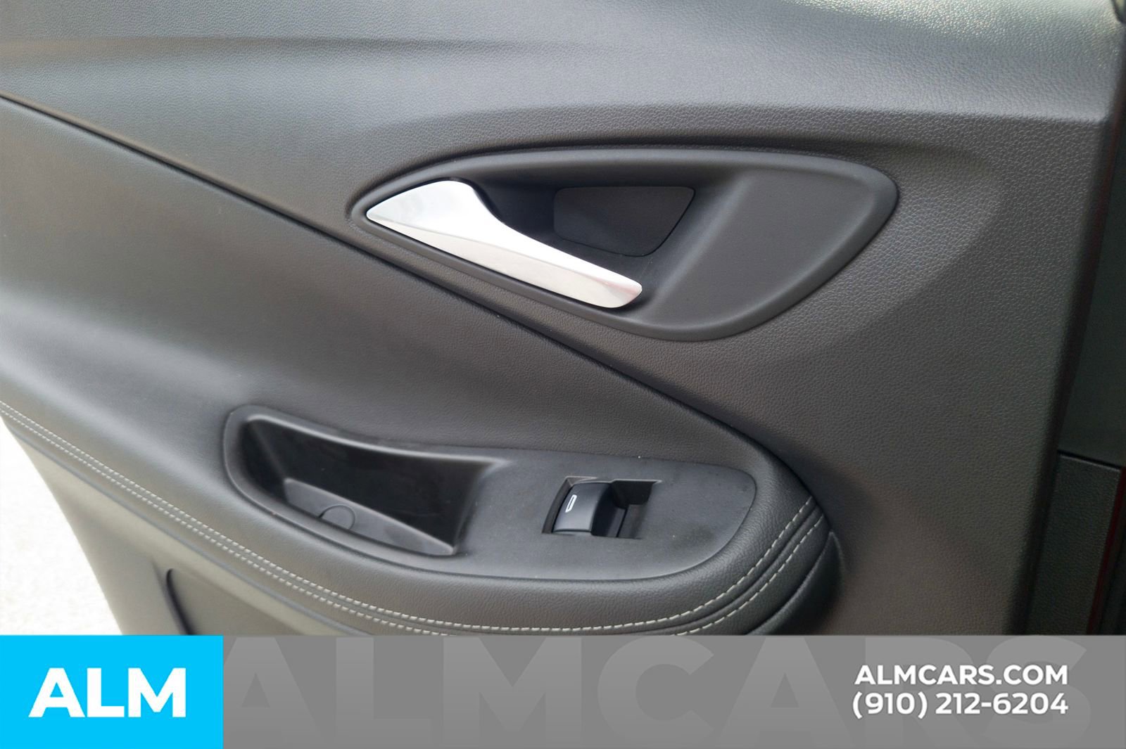 Used 2024 Buick Encore GX Sport Touring image 23