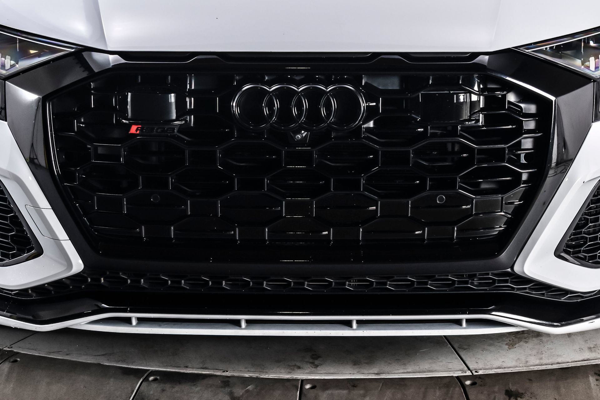 Used 2022 Audi RS Q8 AWD/4WD image 5