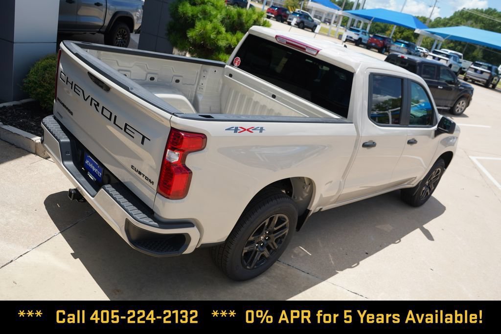 New 2026 Chevrolet Silverado 1500 Custom w/ LPO, Dark Essentials Package AWD/4WD image 15