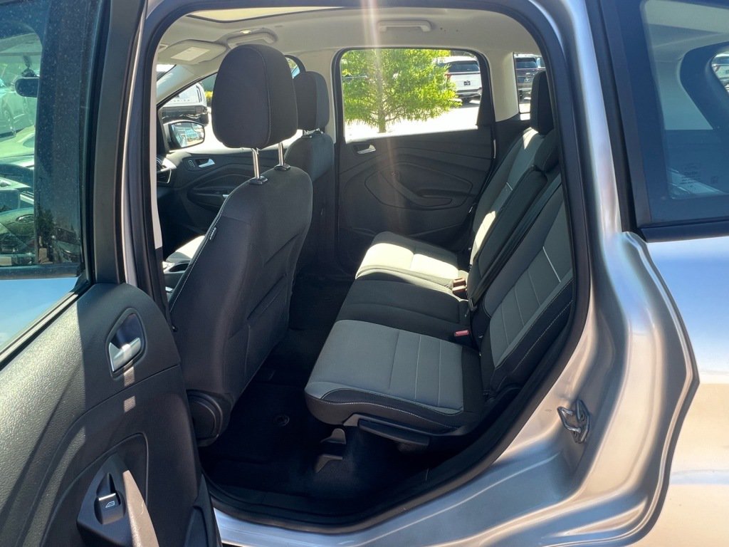 Used 2013 Ford C-MAX SE FWD image 6