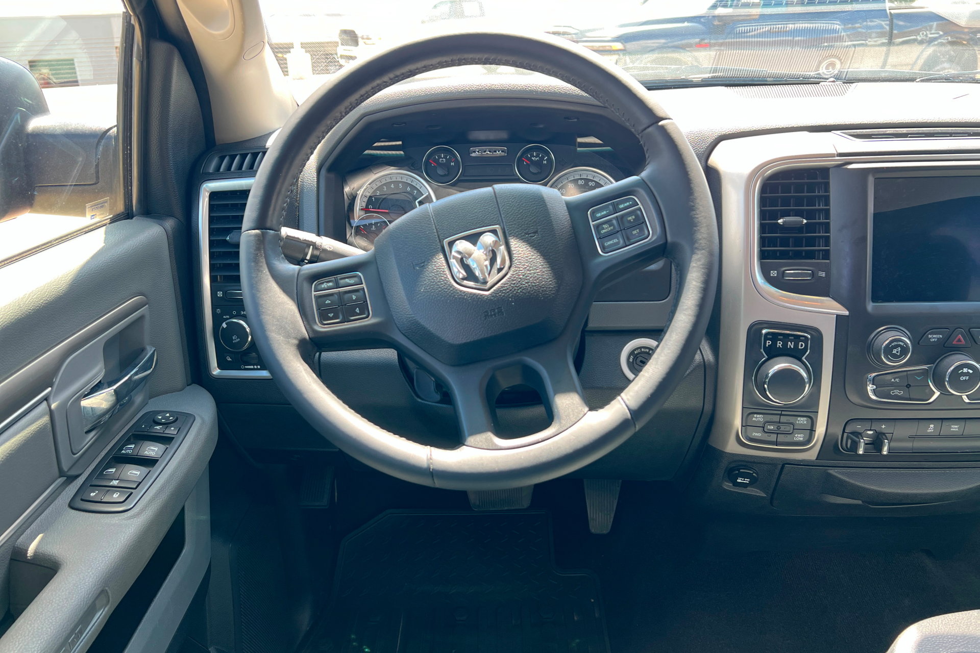 Used 2018 RAM 1500 Big Horn AWD/4WD image 13