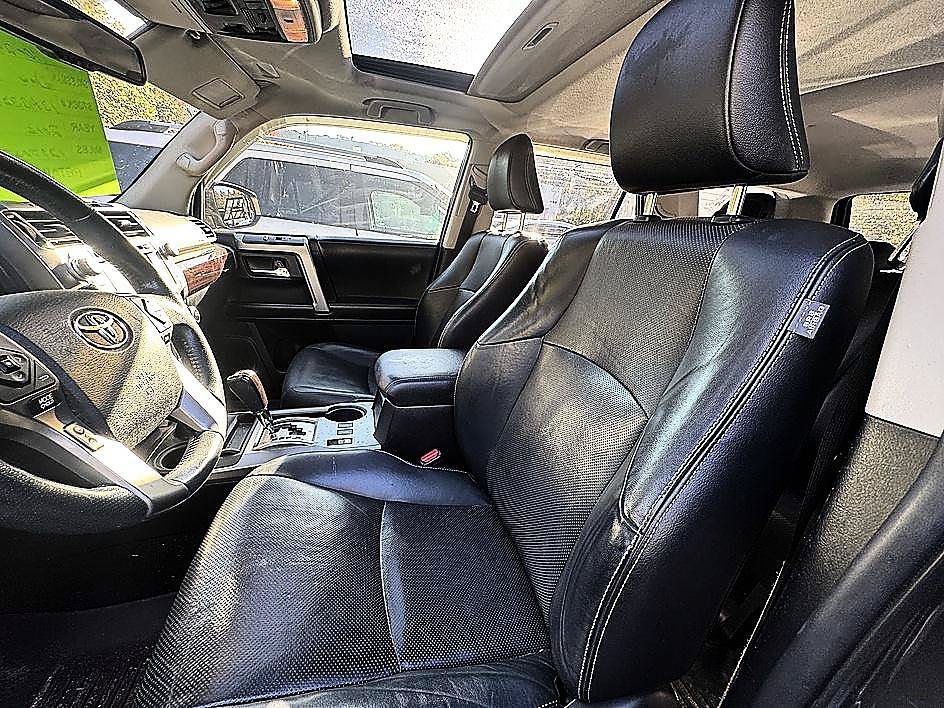 Certified 2024 Toyota 4Runner Limited AWD/4WD image 8