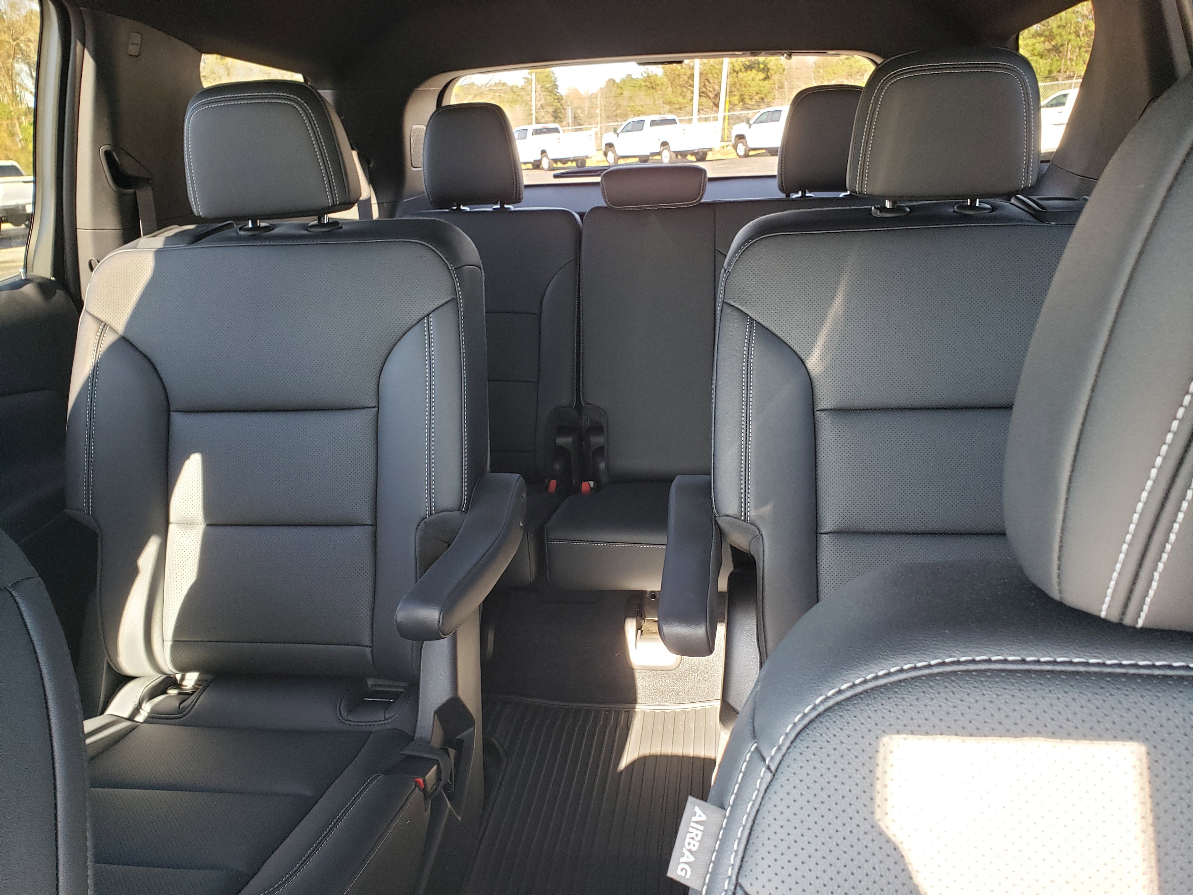 New 2026 Chevrolet Traverse LT w/ Midnight/Sport Edition image 28